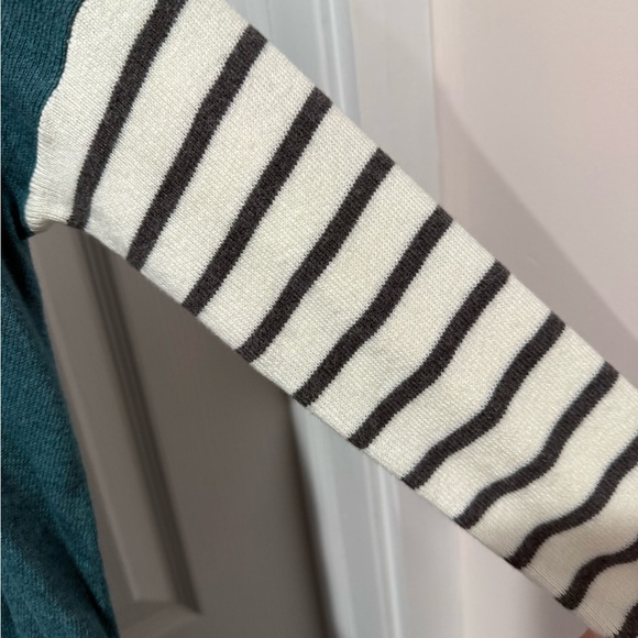 NWT Matilda Jane Turquoise Knit Top with striped sleeve, size M - Picture 3 of 6